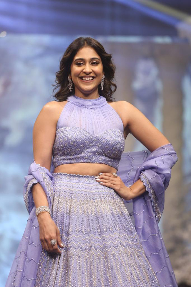 Gorgeous Women At Antora Teach For Change Fundraiser